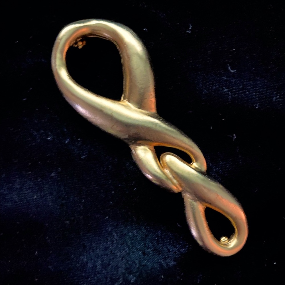 Vintage Tancer II Brooch